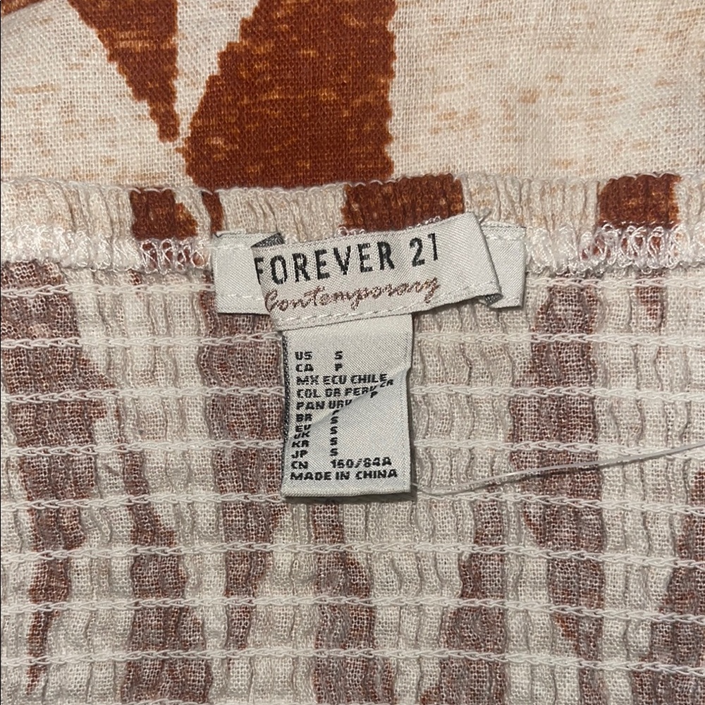 Forever 21 Geometric Patterned Tan and Brown Skirt - Picture 3 of 4